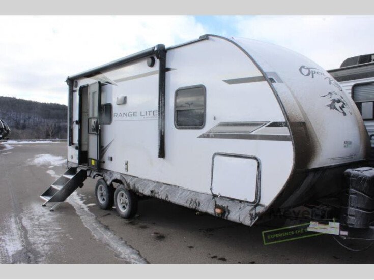 Thumbnail Photo undefined for New 2022 Highland Ridge Range Lite
